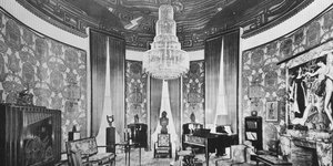 Η εμφάνιση του Art Deco συνδέεται άμεσα με την εποχή ανάμεσα στον Α΄  Παγκόσμιο Πόλεμο και τη Μεγάλη Ύφεση / WIKIPEDIA