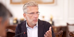 ακης σκερτσος