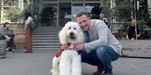 Σκύλος θεραπείας στο νοσοκομείο Μεταξά