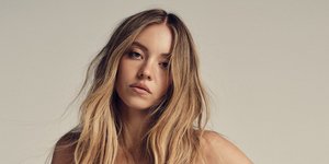 Η Σίντνεϊ Σουίνι στην διαφήμιση της American Eagle
