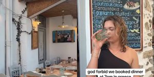 Το viral βίντεο δύο τουριστών σε ταβέρνα στην Ελλάδα