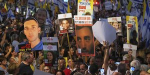 Τεράστια διαδήλωση στο Τελ Αβίβ υπέρ των ισραηλινών ομήρων στη Γάζα