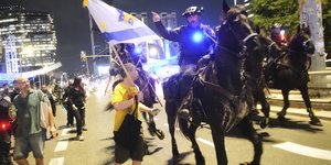 Ισραήλ: Δεκάδες χιλιάδες διαδηλωτές στο Τελ Αβίβ κατά του σχεδίου κατάκτησης της πόλης της Γάζας