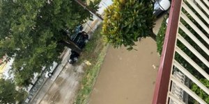 Πλημμυρες στους δρόμους στα Τρίκαλα