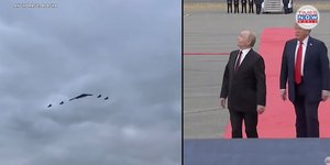 Πτήση μαχητικών την ώρα που περπατούσαν στο κόκκινο χαλί ο Τραμπ με τον Πούτιν