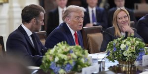 Ο Τραμπ στις συνομιλίες με τους Ευρωπαίους ηγέτες
