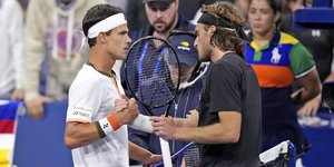 Έντονος διάλογος Τσιτσιπά-Αλτμάιες στο US Open