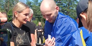 Ουκρανοί αιχμάλωτοι πολέμου επέστρεψαν στην πατρίδα τους