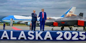 Το άγνωστο δώρο του Πούτιν -Τι έφερε μαζί του στην Αλάσκα