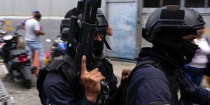  Οκτώ αντιφρονούντες αποφυλακίστηκαν στη Βενεζουέλα