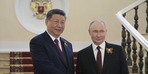 Ο ηγέτης της Κίνας Σι Τζινπίνγκ και ο Ρώσος πρόεδρος Πούτιν