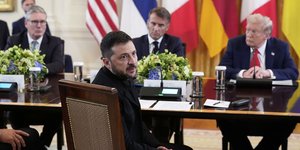 Ο Βολοντίμιρ Ζελένσκι στις συνομιλίες με Τραμπ και Ευρωπαίους