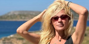 Η Ζέτα Μακρυπούλια στις διακοπές της