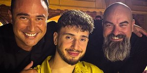 Ο Σενγκούν στο ελληνικό εστιατόριο στη Μαρμαρίδα