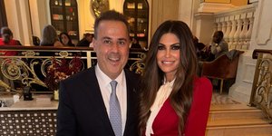 O Σταύρος Παπασταύρου συναντήθηκε με την Κίμπερλι Γκίλφοϊλ στη Νέα Υόρκη