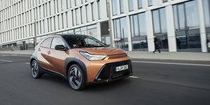 Υβριδικό Toyota Aygo X