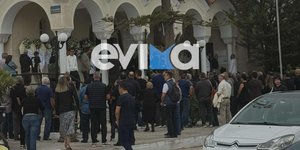 Από την κηδεία του 20χρονου ναυτικού