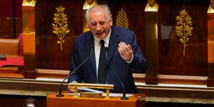 Ο Φρανσουά Μπαϊρού έχασε την ψηφοφορία παροχής εμπιστοσύνης στην κυβέρνησή του