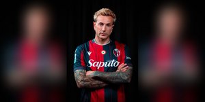 Σταρ του ποδοσφαίρου ξεσπά: «Ναι! Φοράω φούστα, είμαι ομοφυλόφιλος, υπάρχει πρόβλημα;»