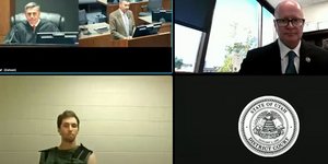 Ανέκφραστος και ψυχρός στο δικαστήριο ο δολοφόνος του Τσάρλι Κερκ