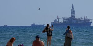 Η κοινοπραξία Chevron και Helleniq Energy συμμετέχει στις έρευνες νοτίως της Κρήτης