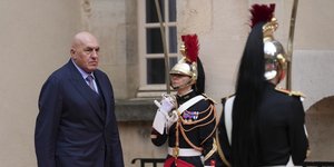 Ο υπουργός Άμυνας της Ιταλίας, Γκουίντο Κροζέτο