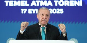 Ο Ρετζέπ Ταγίπ Ερντογάν σε ομιλία