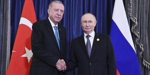 Συνάντηση Ερντογάν-Πούτιν στην Κίνα