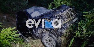 Τραγωδία στη Βόρεια Εύβοια: Ένας νεκρός από πτώση αυτοκινήτου σε χαράδρα 150 μέτρων