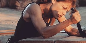 Η πρταγωνίστρια της ταινίας «Εξολοθρευτής 2», Λίντα Χάμιλτον 