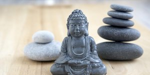 Σπίτι και ενέργεια: Τι σημαίνουν οι στοιβαγμένες πέτρες, σύμφωνα με το Φενγκ Σούι