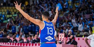 Με ηγέτη τον Φοντέκιο η Ιταλία νίκησε την Βοσνία