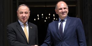 Ο Γιώργος Γεραπετρίτης με τον Λίβυο ΥΠΕΞ