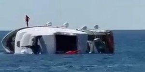  Πολυτελές γιοτ βυθίστηκε λίγα λεπτά μετά την καθέλκυσή του στην Τουρκία