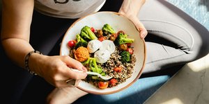 Τι να φάτε για δείπνο για να χάσετε βάρος: Πέντε τρόφιμα που συνιστώνται ιδιαίτερα