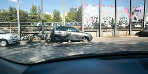 Κλοπή εξαρτημάτων από αυτοκίνητο στην Αθήνα 