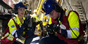 Εργαζόμενοι της Ελληνικός Χρυσός στο υπόγειο μεταλλείο Ολυμπιάδας Χαλκιδικής 