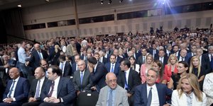 Πηγαδάκια και παρασκήνια στην ομιλία του πρωθυπουργού στη ΔΕΘ