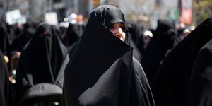 Ιράν: Φυλακισμένη ακτιβίστρια πέθανε λίγο μετά τη μεταφορά της στο νοσοκομείο