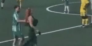 Γυναίκα αντιπρόεδρος ομάδας επιτέθηκε στον διαιτητή με φωνές και χειρονομίες