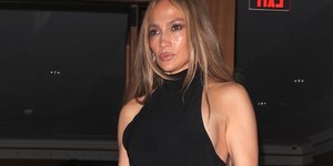 Η Τζένιφερ Λόπεζ σε βραδινή της έξοδο