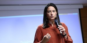 Η υπουργός Εργασίας και Κοινωνικής Ασφάλισης, Νίκη Κεραμέως