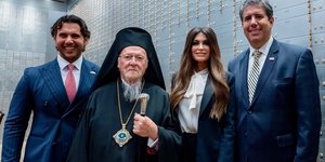 Ο οικουμενικός Πατριάρχης Βαρθολομαίος και η Κίμπερλι Γκιλφόιλ