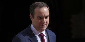 Ο Γάλλος πρωθυπουργός, Σεμπαστιάν Λεκορνί