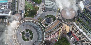 Η πυρκαγιά εκδηλώθηκε σε εννιαώροφο κτίριο στο Whte City του Λονδίνου