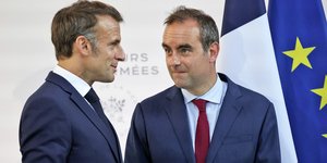 Ο Γάλλος πρόεδρος Εμανουέλ Μακρόν και ο Σεμπαστιάν Λεκορνί 