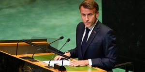 Ο Εμανουέλ Μακρόν από το βήμα του ΟΗΕ αναγνώρισε Παλαιστινιακό Κράτος -Φωτογραφία: AP Photo/Yuki Iwamura