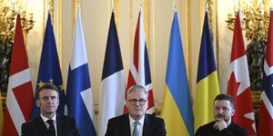 Mακρόν, Στάρμερ, Ζελένσκι