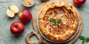 Μηλόπιτα με σφολιάτα / Φωτογραφία: Shutterstock