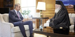 Κυριάκος Μητσοτάκης και Αρχιεπίσκοπος Αθηνών και πάσης Ελλάδος κ. Ιερώνυμος